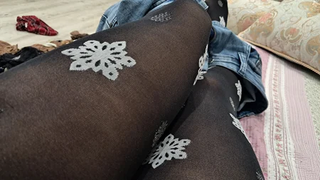 Guy wearing black fashion tights under jeans - Image # 2