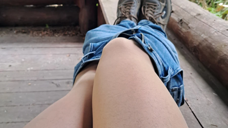 Image gallery: Man nylon legs teasing