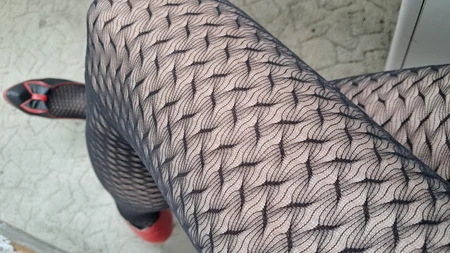 Guy's legs in sexy tights
